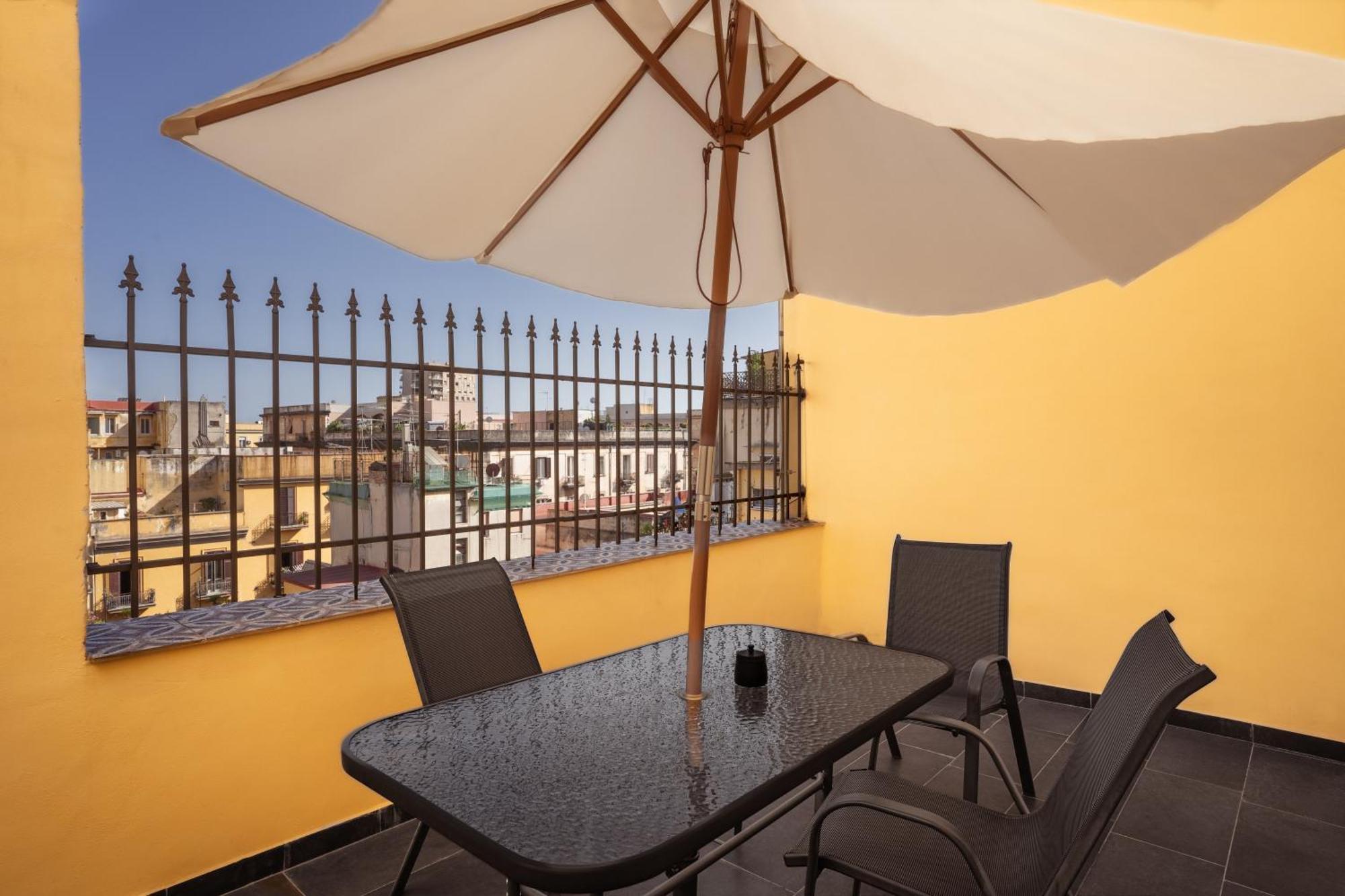 La Bella Vita Luxury Apartament And Travel Solution Neapol Zewnętrze zdjęcie